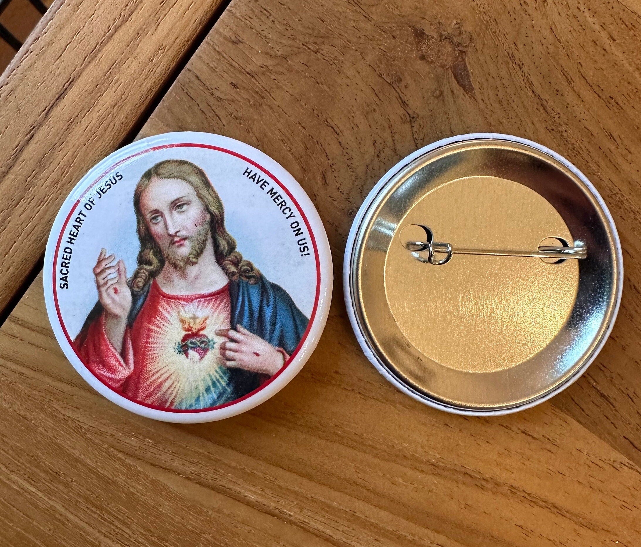 Sacred Heart of Jesus 2" Diameter Catholic Pin